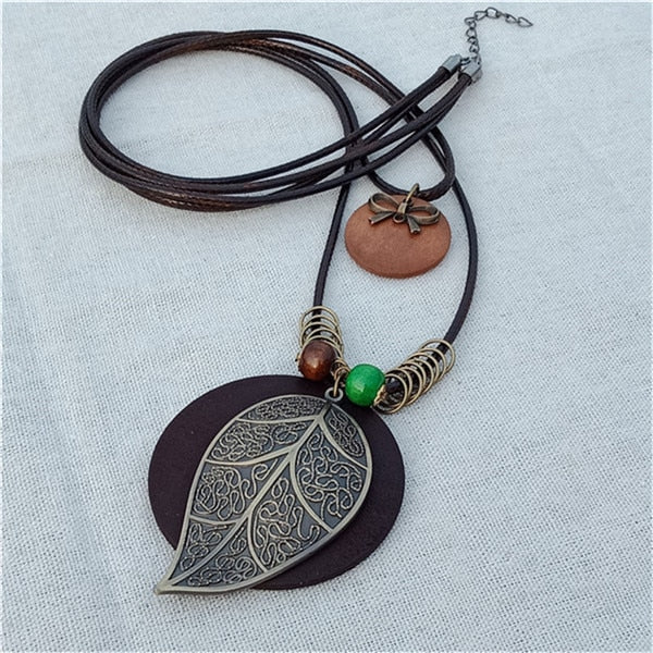 Colar Feminino Junny