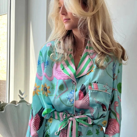 Conjunto de Pijama Flamingo de Seda de Gelo com Estilo Inspirado